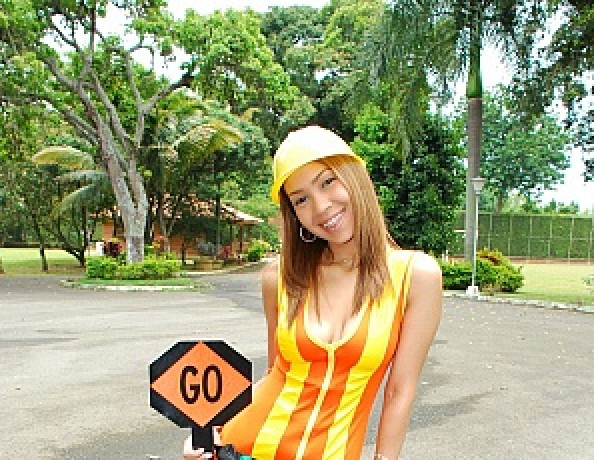 ../v4-tour/content/pa_2009-05-18_tania_constructionhottie/2.jpg