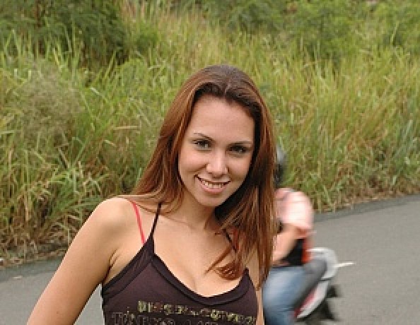 ../v4-tour/content/pa_2012-05-28_anne_clothingstore/4.jpg
