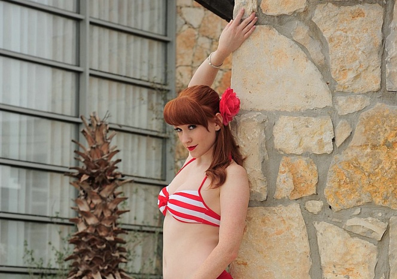 ../v4-tour/content/pa_2012-08-10_lucy_redhot/0.jpg