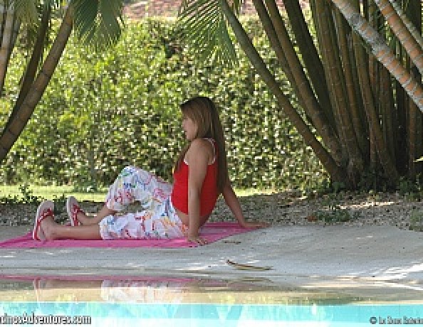 ../v4-tour/content/pa_onlocation_2008-04-16_valentina/1.jpg